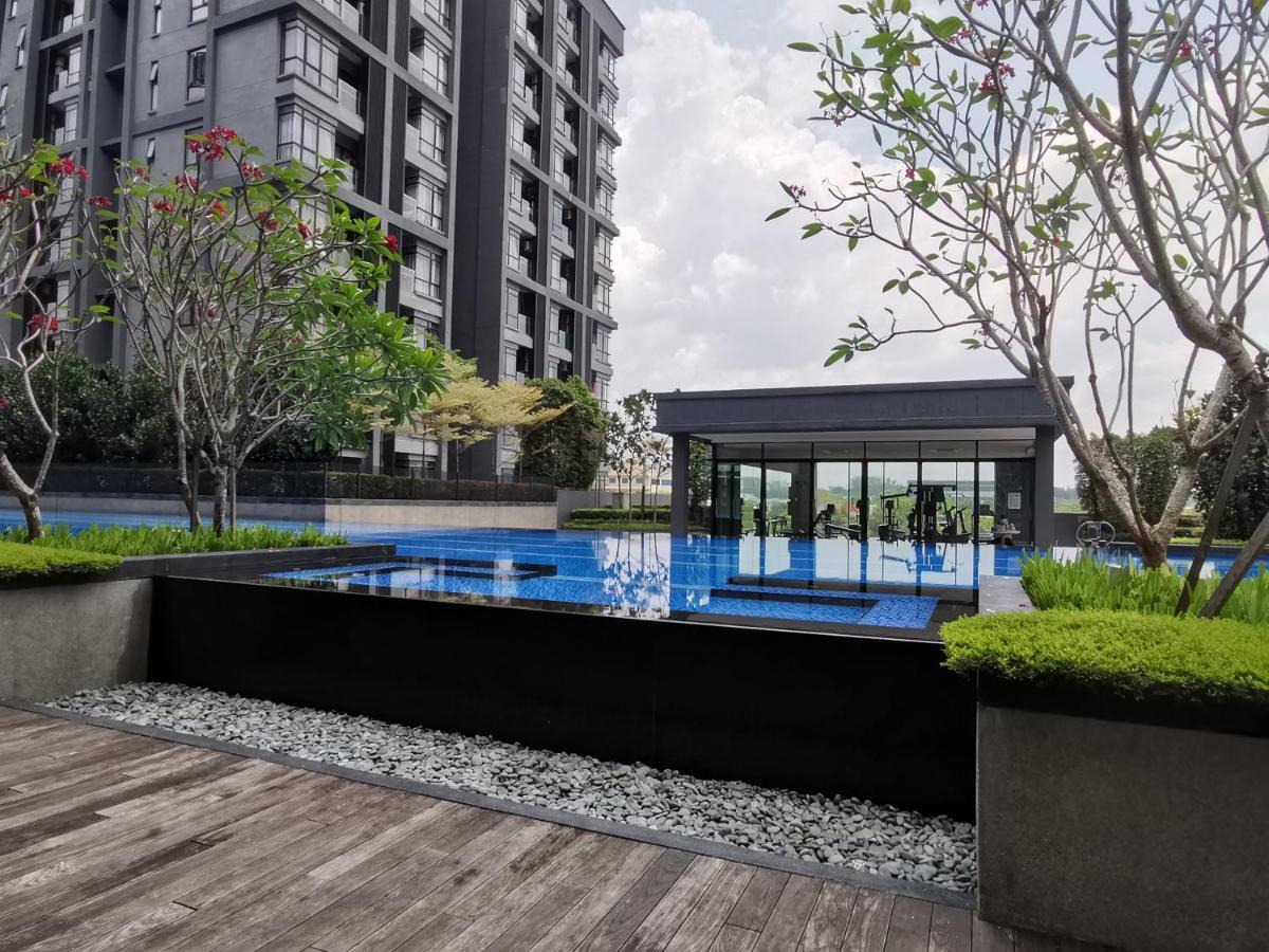 Alocasia Geniehome 3Br Free Wifi @ Utropolis Shah Alam Zewnętrze zdjęcie