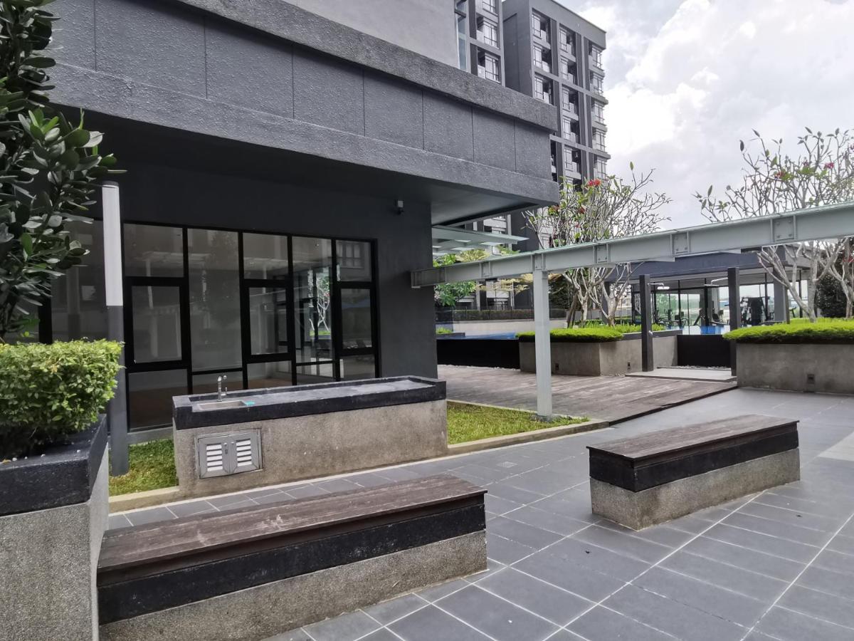 Alocasia Geniehome 3Br Free Wifi @ Utropolis Shah Alam Zewnętrze zdjęcie